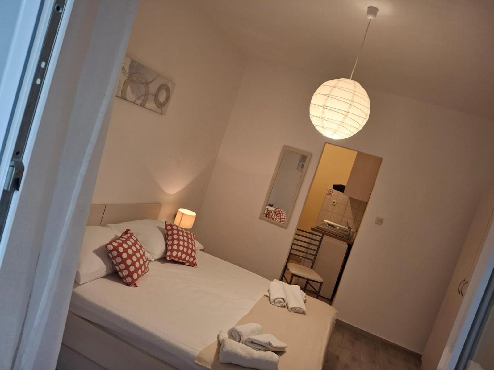 Apartments Mirjana Makarska Exteriör bild