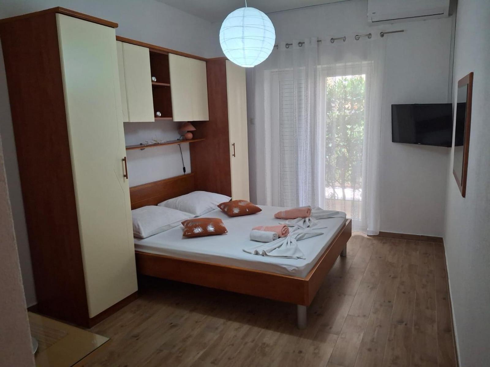 Apartments Mirjana Makarska Exteriör bild